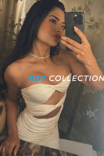 Brown  hair london escort Aivana located in Leicester Square picture 6