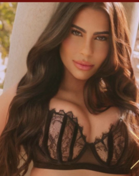 Brown hair london escort Yasmin located in Marylebone