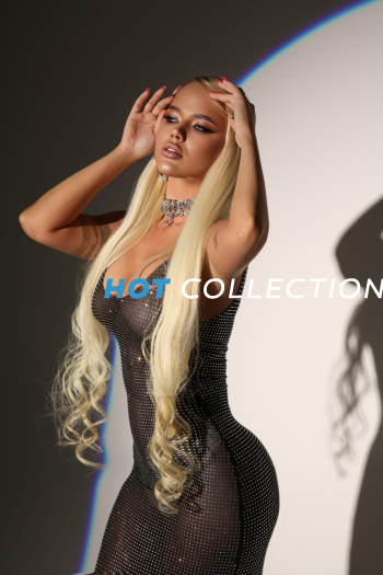 Blonde hair london escort Adriana located in Earl's Court picture 3