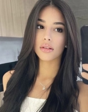 Brown hair london escort Baldini located in Earls Court