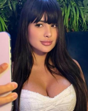 Brown hair london escort Bressano located in Marylebone