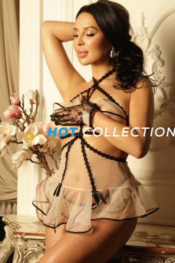 Brown hair london escort Deliora located in Green Park picture 1