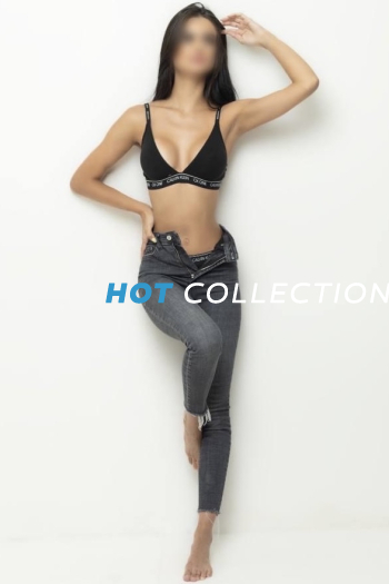 Brown hair london escort Jocelyn located in Earls Court picture 11
