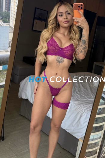 Blonde hair london escort Tezani located in Bayswater picture 6