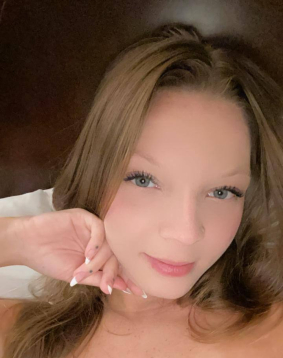 Light-brown hair london escort Zomela located in West Kensington