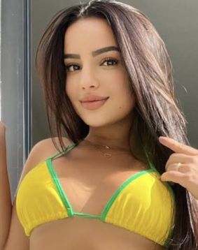 Brown  hair london escort Becky located in Earls Court