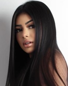 Brown hair london escort Deka located in High Street Kensington