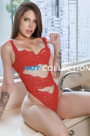 Light-brown hair london escort Elpis located in Paddington picture 2