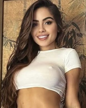 Brown  hair london escort Gidria located in Edgware Road