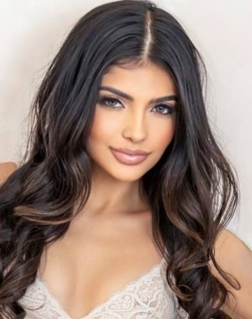 Light-brown hair london escort Niranya located in Bond Street