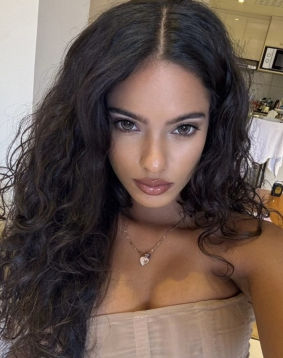 Brown hair london escort Damita located in West Brompton
