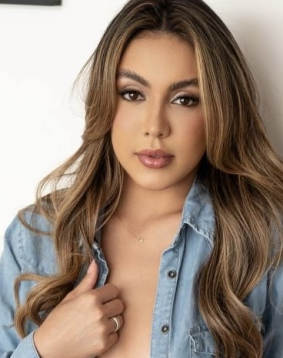 Brown hair london escort Firmini located in Marble Arch