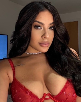 Brown hair london escort Florika located in West Kensington