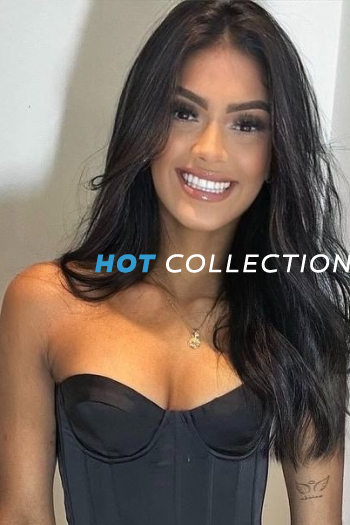 Brown  hair london escort Reba located in Paddington picture 0