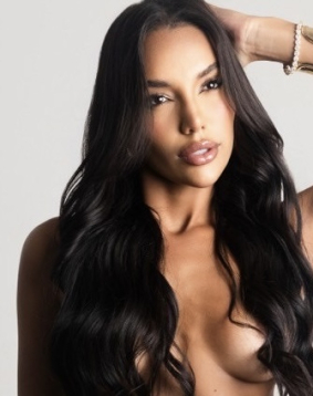 Brown  hair london escort Vega located in Marble Arch