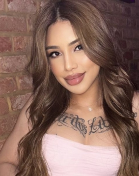 Brown hair london escort Virginia located in Gloucester Road