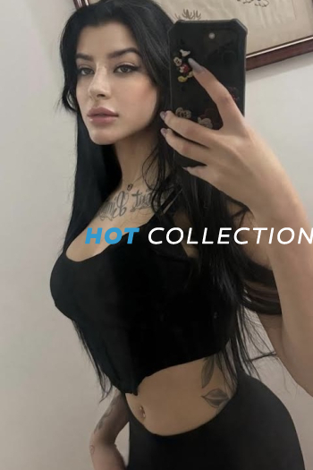 Dark brown hair london escort Amicia located in West Kensington picture 9