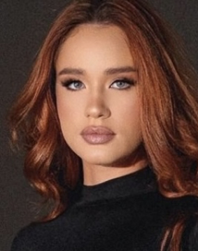 Red hair london escort Laruma located in Edgware Road