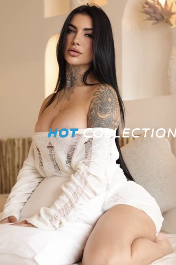 Brown hair london escort Lavatera located in Notting Hill Gate picture 1