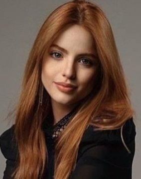 Red hair london escort Vaneta located in Marylebone