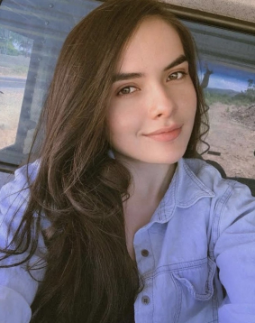 Brown  hair london escort Aconite located in Bayswater