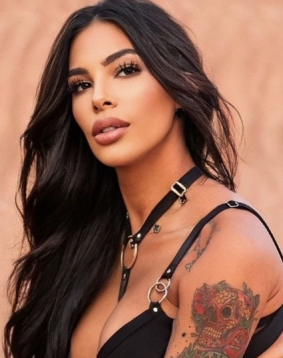 Brown hair london escort Hina located in Paddington