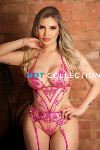 Blonde hair london escort Lucretia located in High Street Kensington picture 0