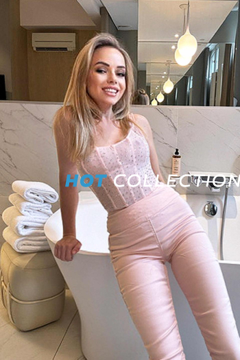 Blonde hair london escort Melissa Blonde located in South Kensington picture 5